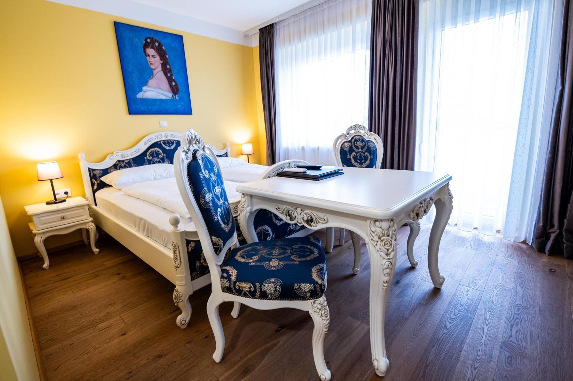 Vulkan Residenz Hotel I Self Check-In Schwarzautal Exteriör bild